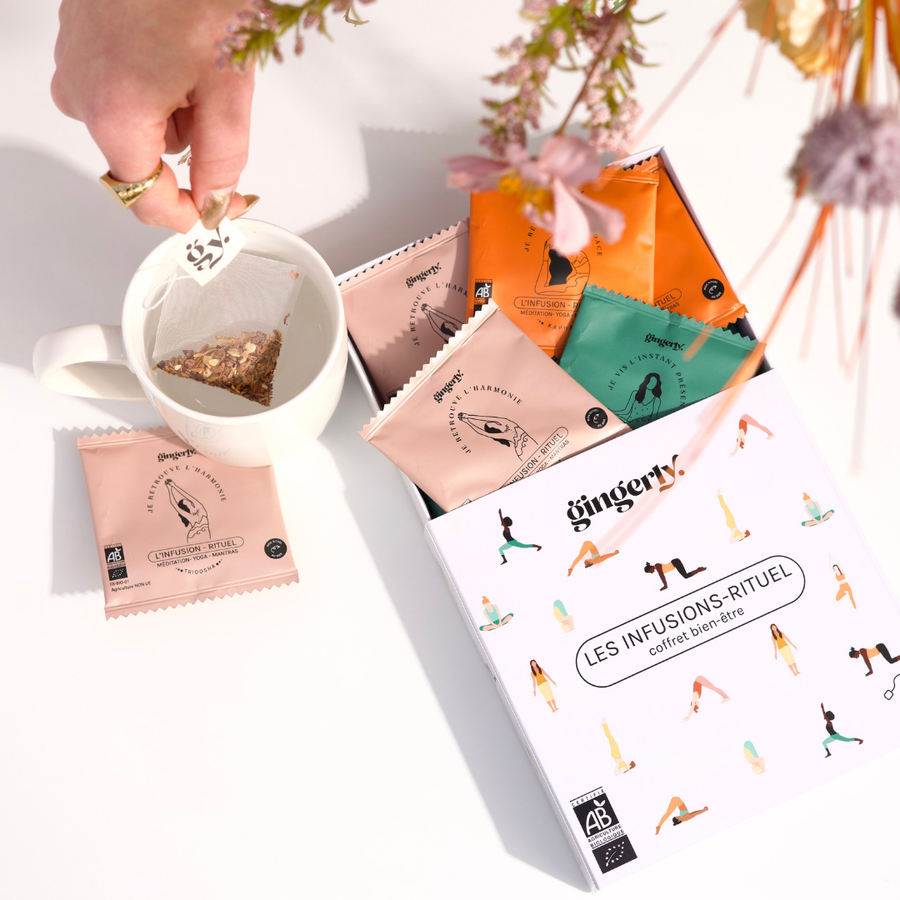 Coffret de thé à offrir
Coffret Cadeau thé
Coffret tisane
tisane bio
café et anxiété
tisane contre le stress et l’anxiété
par quoi remplacer le café
alternative café
plantes anti-inflammatoires
tisane anti-inflammatoire
tisane anti-inflammatoire articulation
antioxydant aliment
antioxydant naturel
j’ai guéri mon anxiété
symptômes anxieux
lâcher prise
mon cerveau ne veut plus dormir
apprendre à lâcher prise
gestion du stress
réguler son système nerveux
gérer ses émotions
brouillard mental